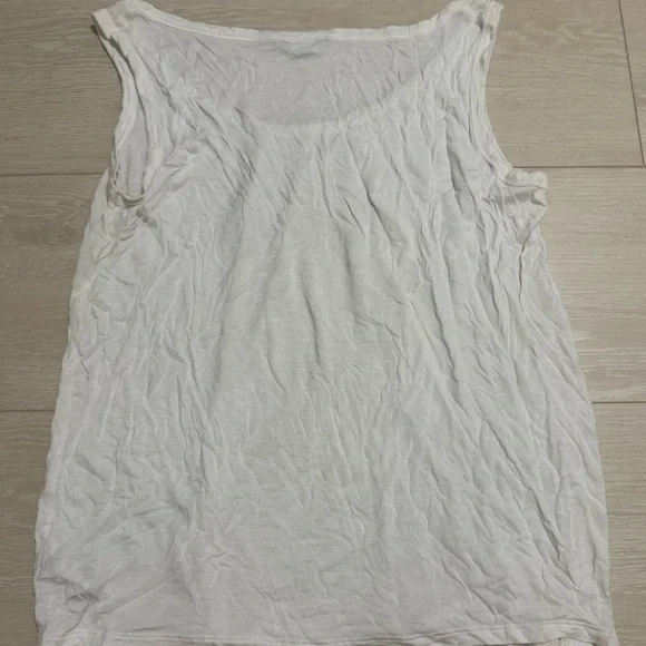 3/$10 M&S Basic Woman White Top - Picture 4 of 5